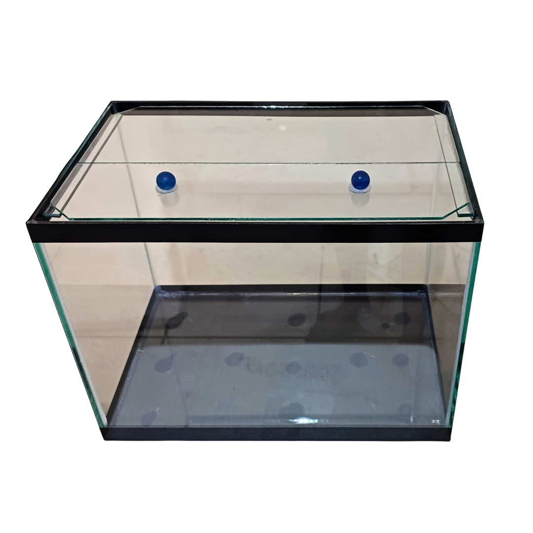 AQUÁRIO 40 X 25 X 30 CM - 30 L - VIDRO 4 MM ( SILICONE INCOLOR )