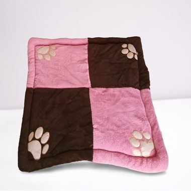 Colchonete Tapete Pet Rosa Quadrado Patinhas Marrom e Rosa
